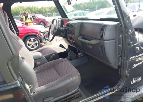 2000 Jeep Wrangler Sport from USA, damaged, VIN 1J4FA49S8YP755297